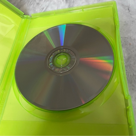 Used Xbox 360 Far Cry 3 Video Game - Picture 6 of 6